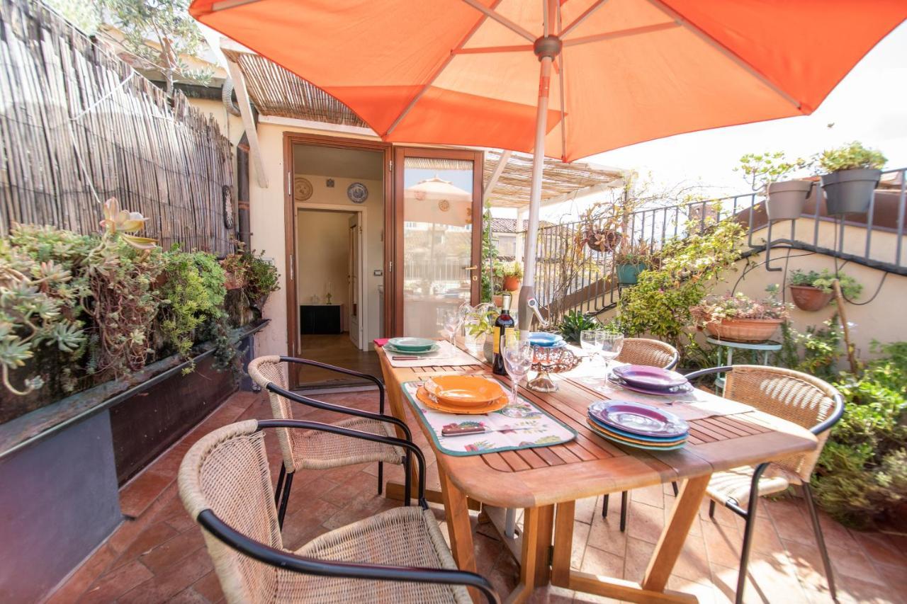 Residenza Al Pavone Luxury With Terrace Apartment Lucca Bagian luar foto