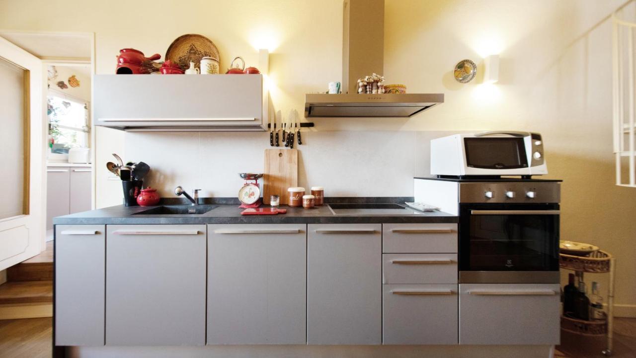 Residenza Al Pavone Luxury With Terrace Apartment Lucca Bagian luar foto